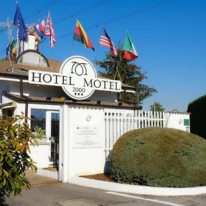 3* Hotel 2000